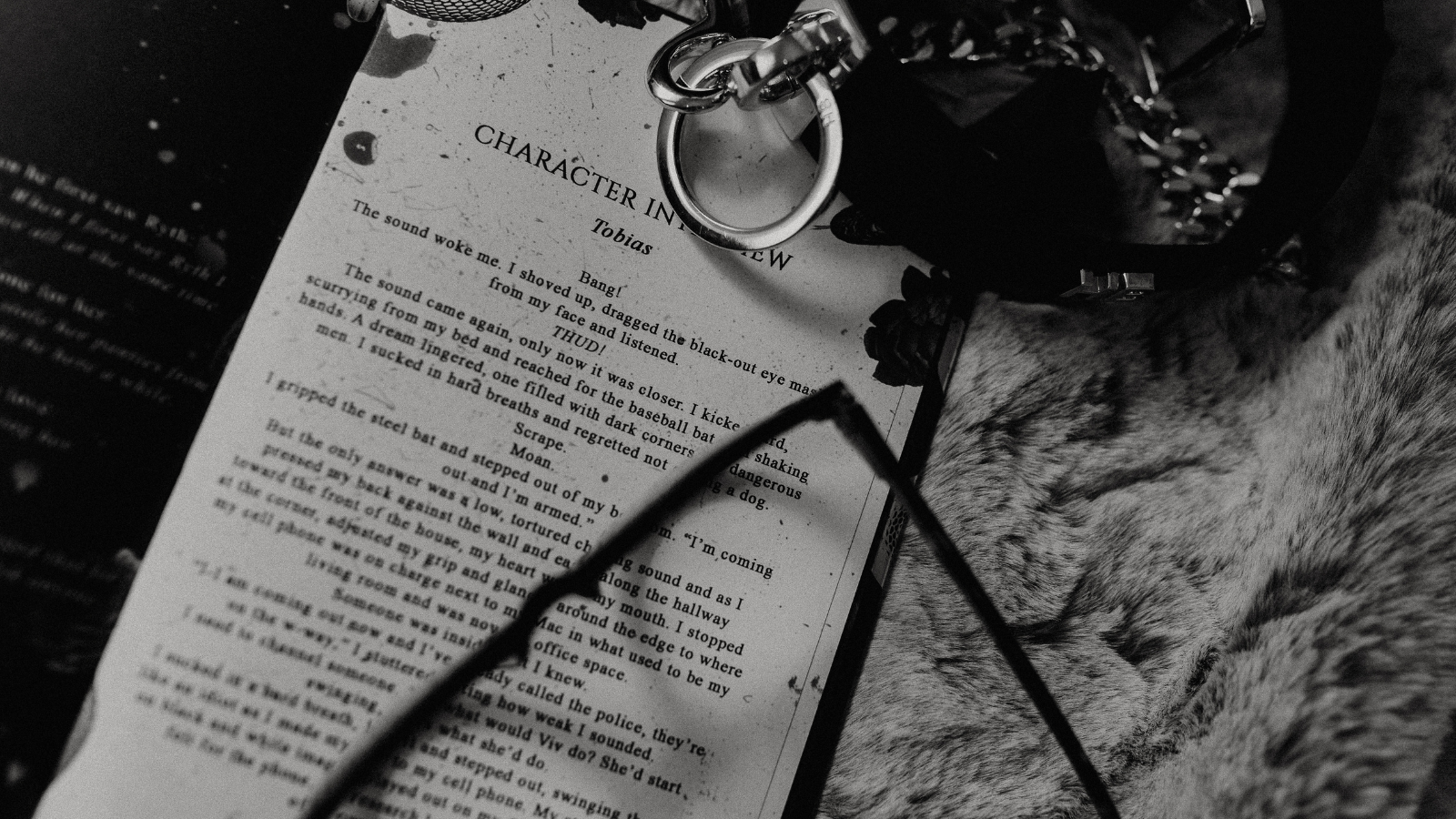 https://atlasrosedarkromance.com/cdn/shop/articles/Sacred_Dark_Romance.png?v=1746975890